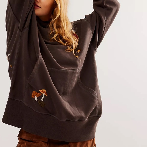 DRIFTWOOD Tops - EXTREMELY RARE Free People x Scotty Hallucination Embroidered HOODIE